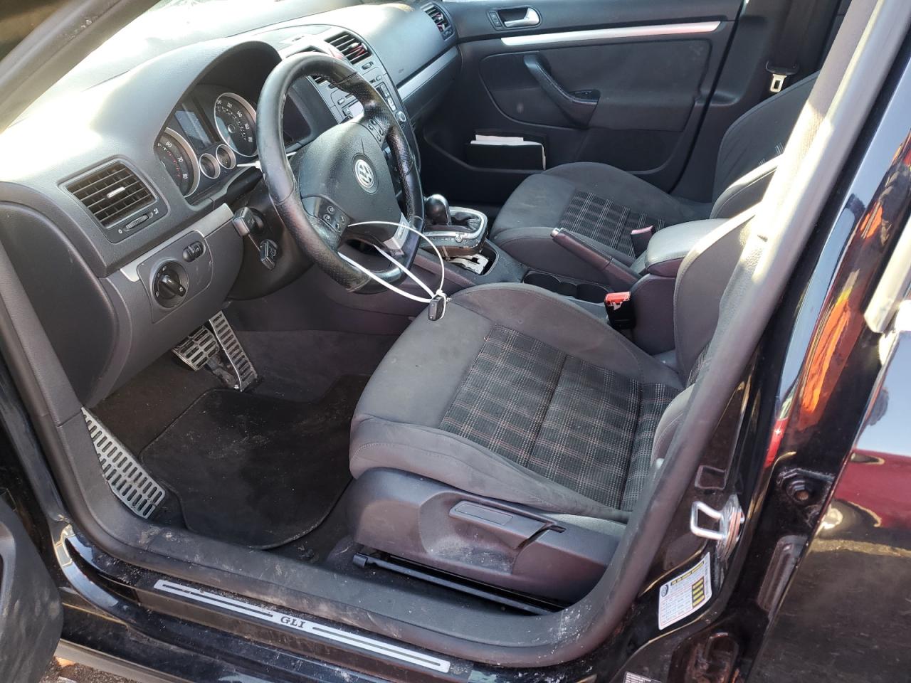 2006 Volkswagen Jetta - Image 7