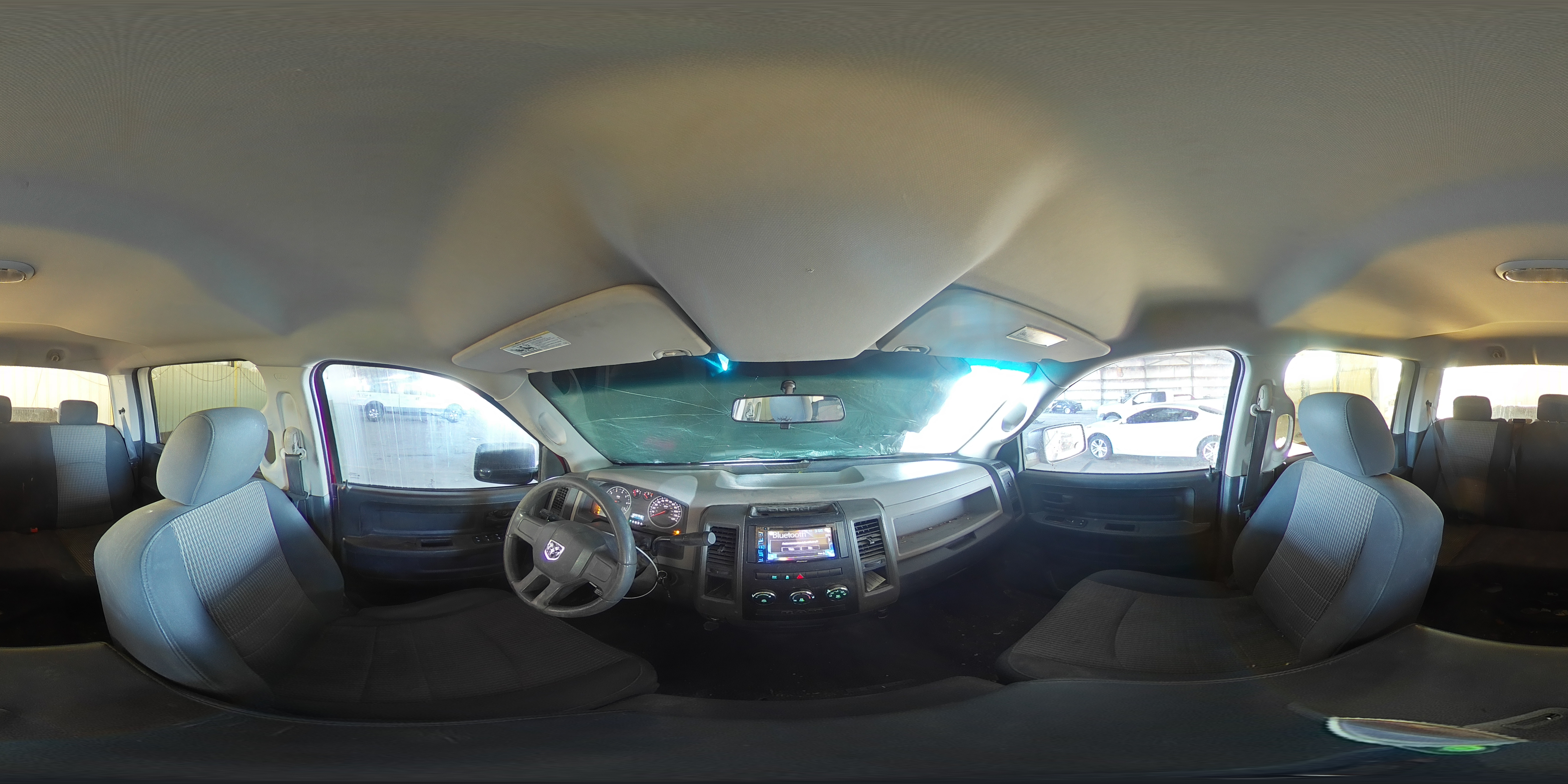 2010 Dodge RAM - Image 13