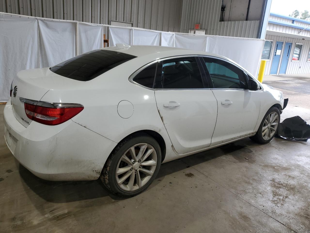 2016 Buick Verano - Image 3