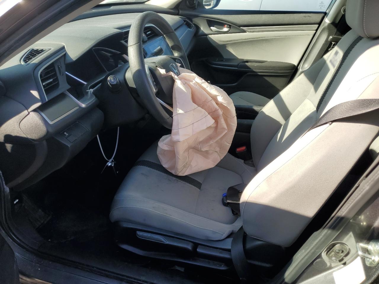2018 Honda Civic - Image 7