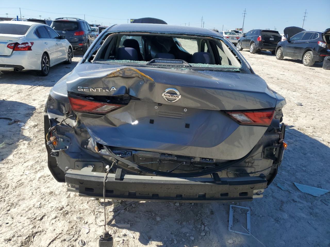 2020 Nissan Sentra - Image 6