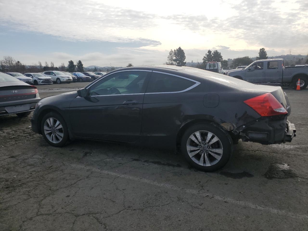 2011 Honda Accord - Image 2