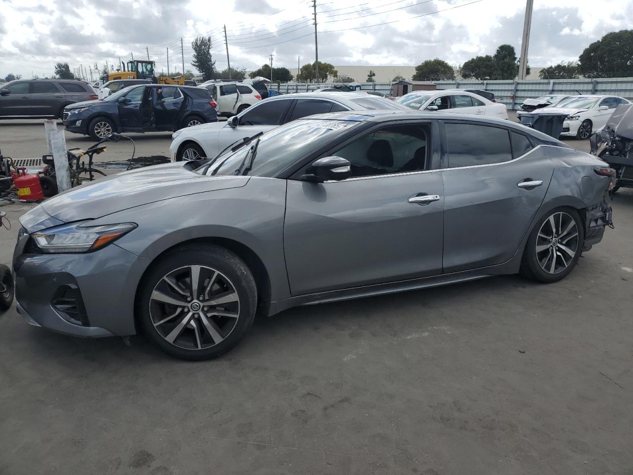 2016 Nissan Maxima - Image 1