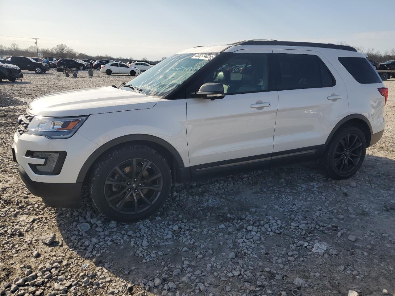 2017 Ford Explorer - Image 1