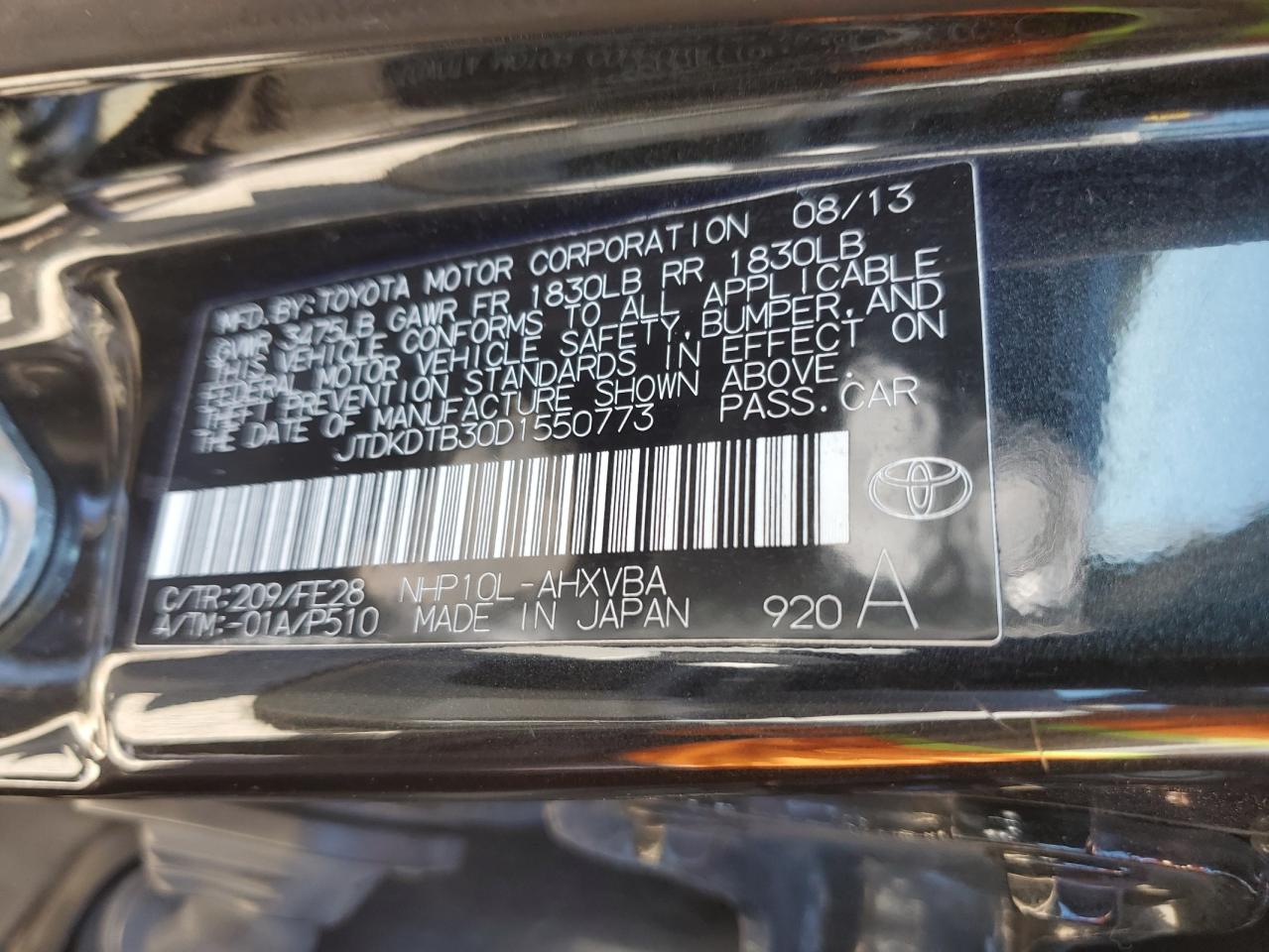 2013 Toyota Prius - Image 14