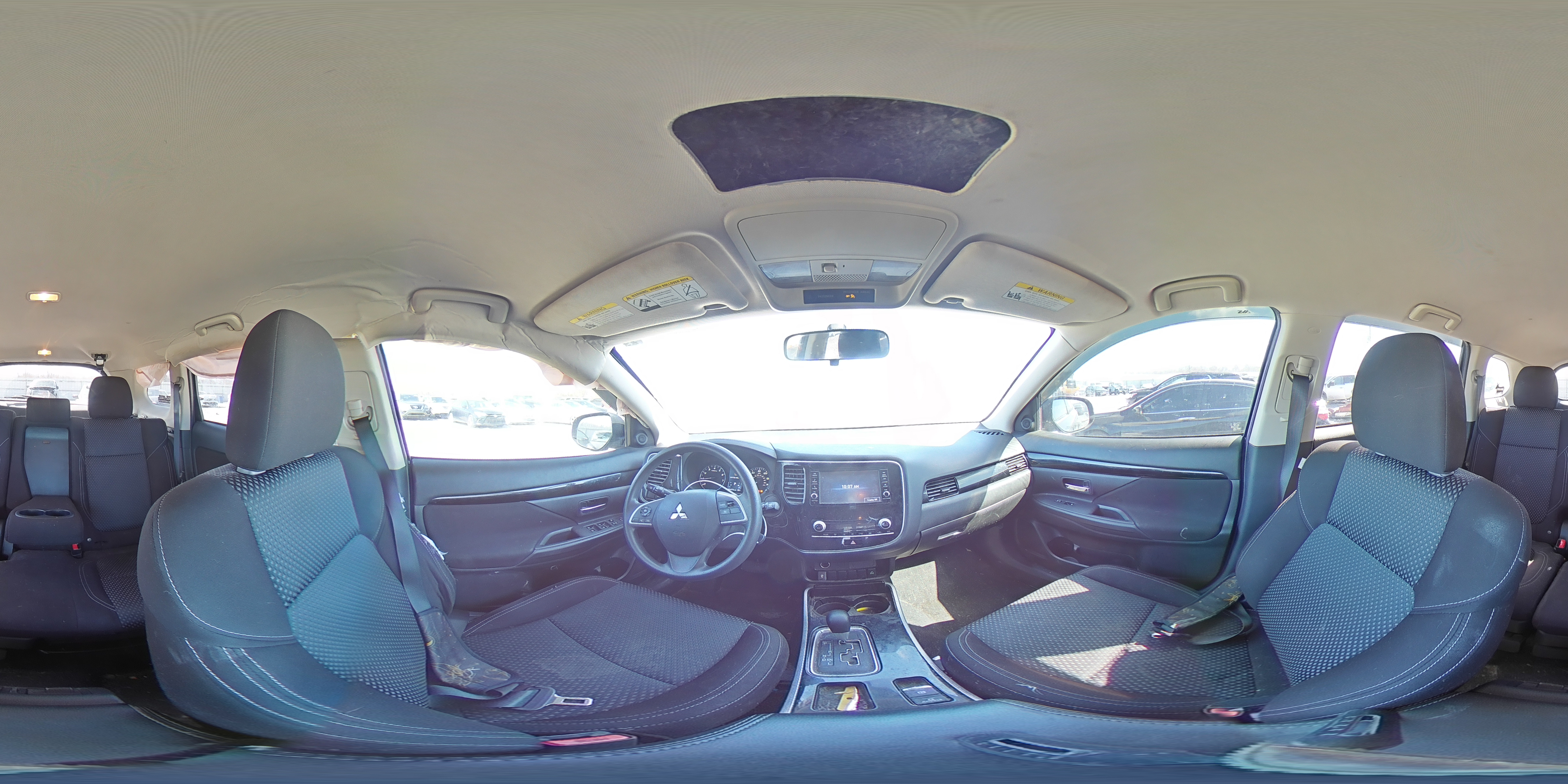 2020 Mitsubishi Outlander - Image 13