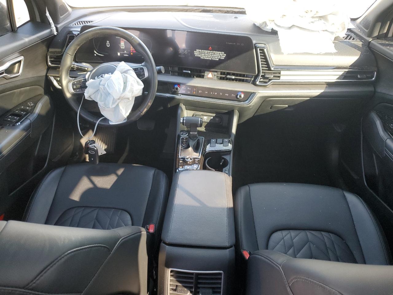 2023 Kia Sportage - Image 8