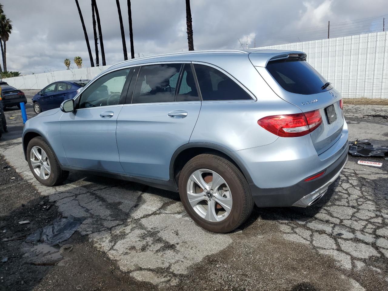 2018 Mercedes-Benz GLC - Image 2