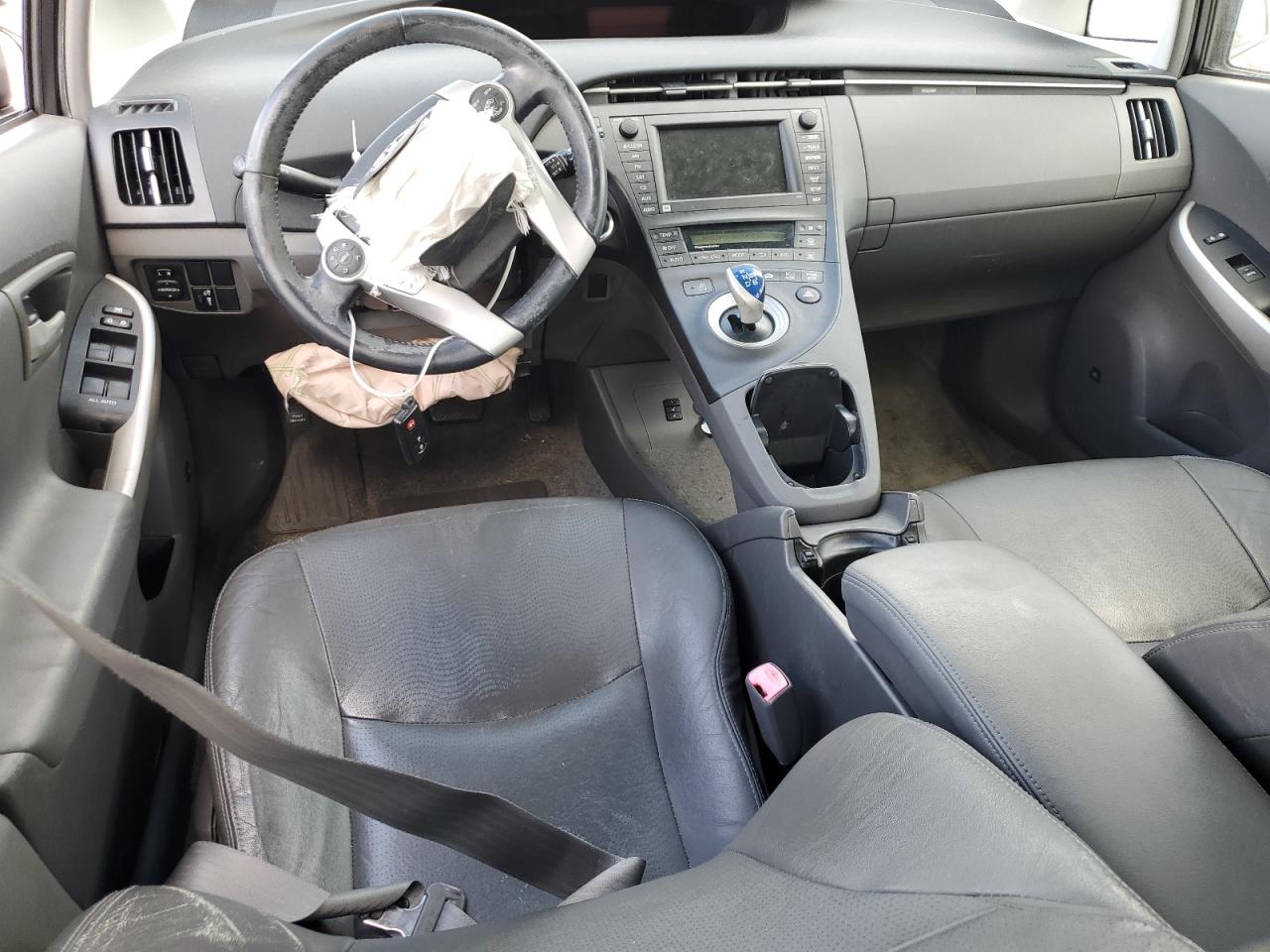 2010 Toyota Prius - Image 8