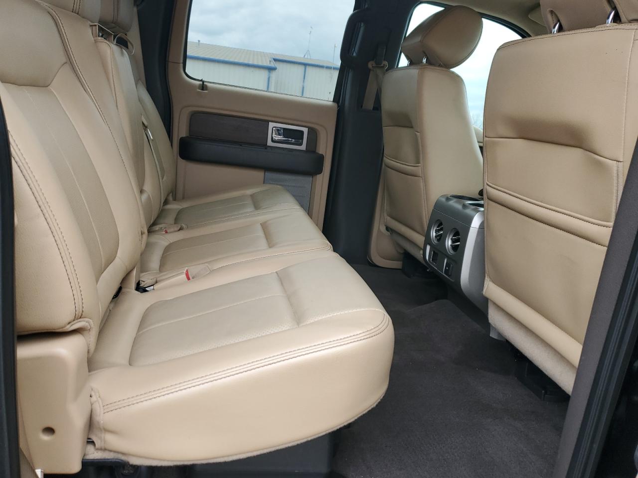 2013 Ford F-150 - Image 11