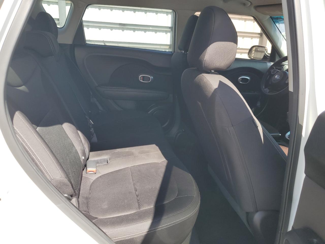 2016 Kia Soul - Image 10