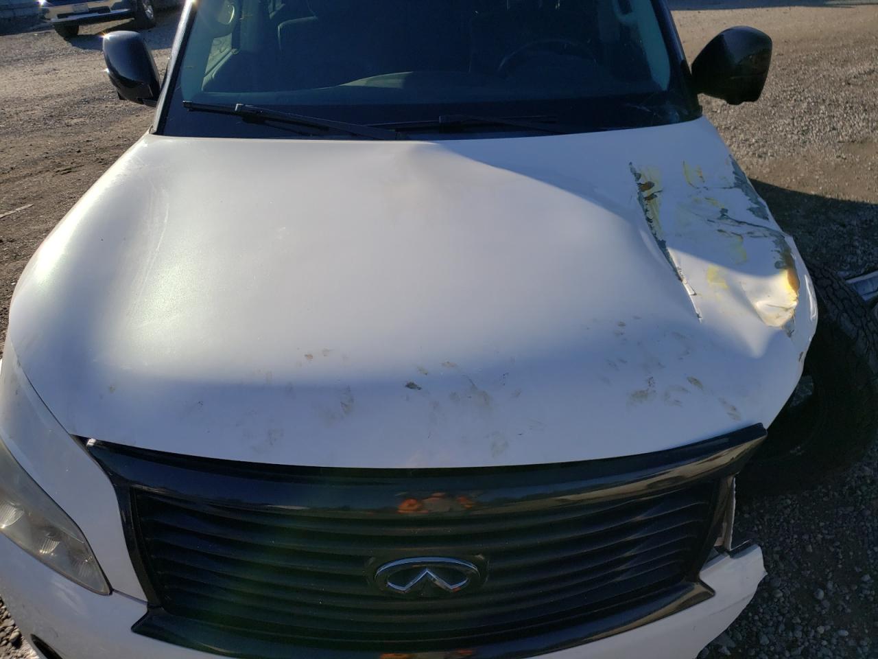 2011 Infiniti QX56 - Image 12