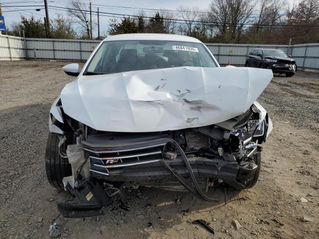  VOLKSWAGEN PASSAT 2017 Biały