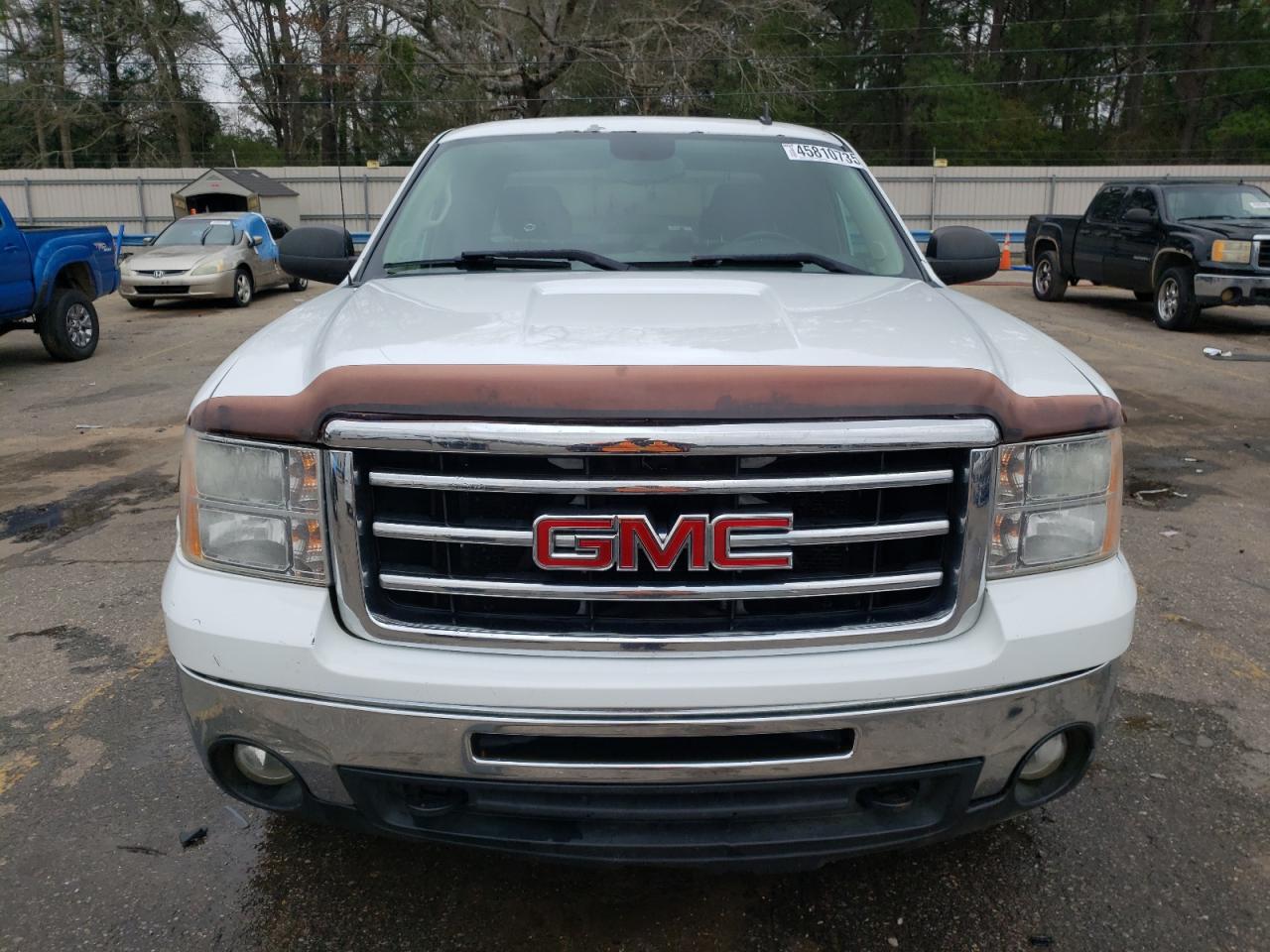 2013 GMC Sierra - Image 5
