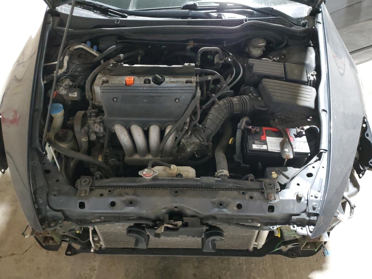 2005 Honda Accord - Image 11