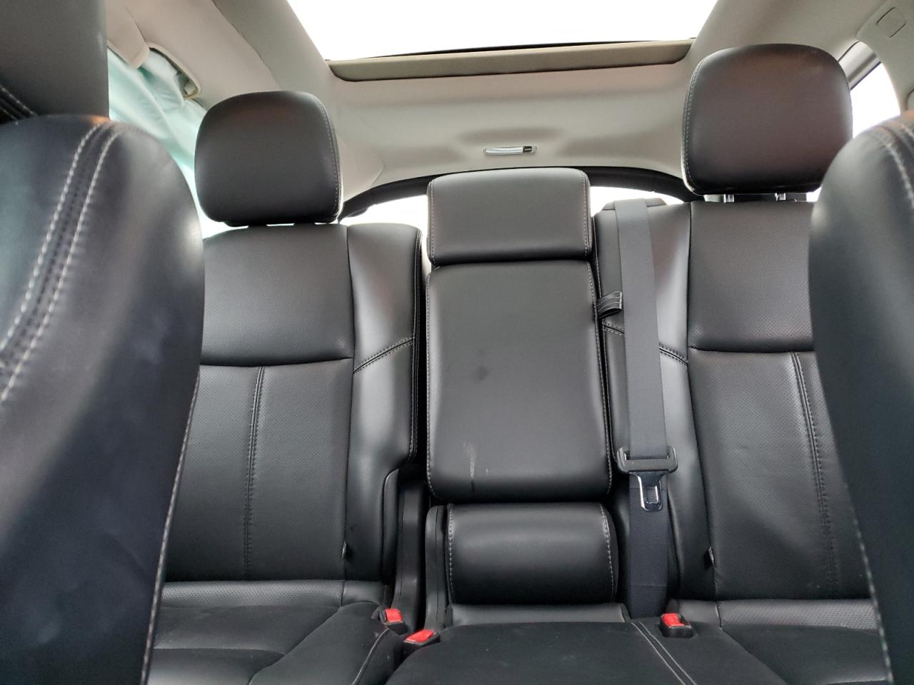 2014 Nissan Pathfinder - Image 10