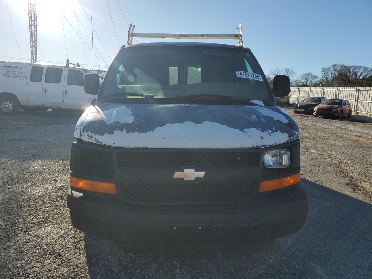 2008 Chevrolet Express - Image 5