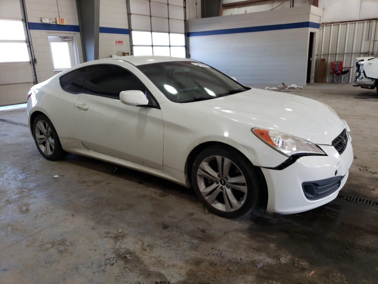 2012 Hyundai Genesis - Image 4