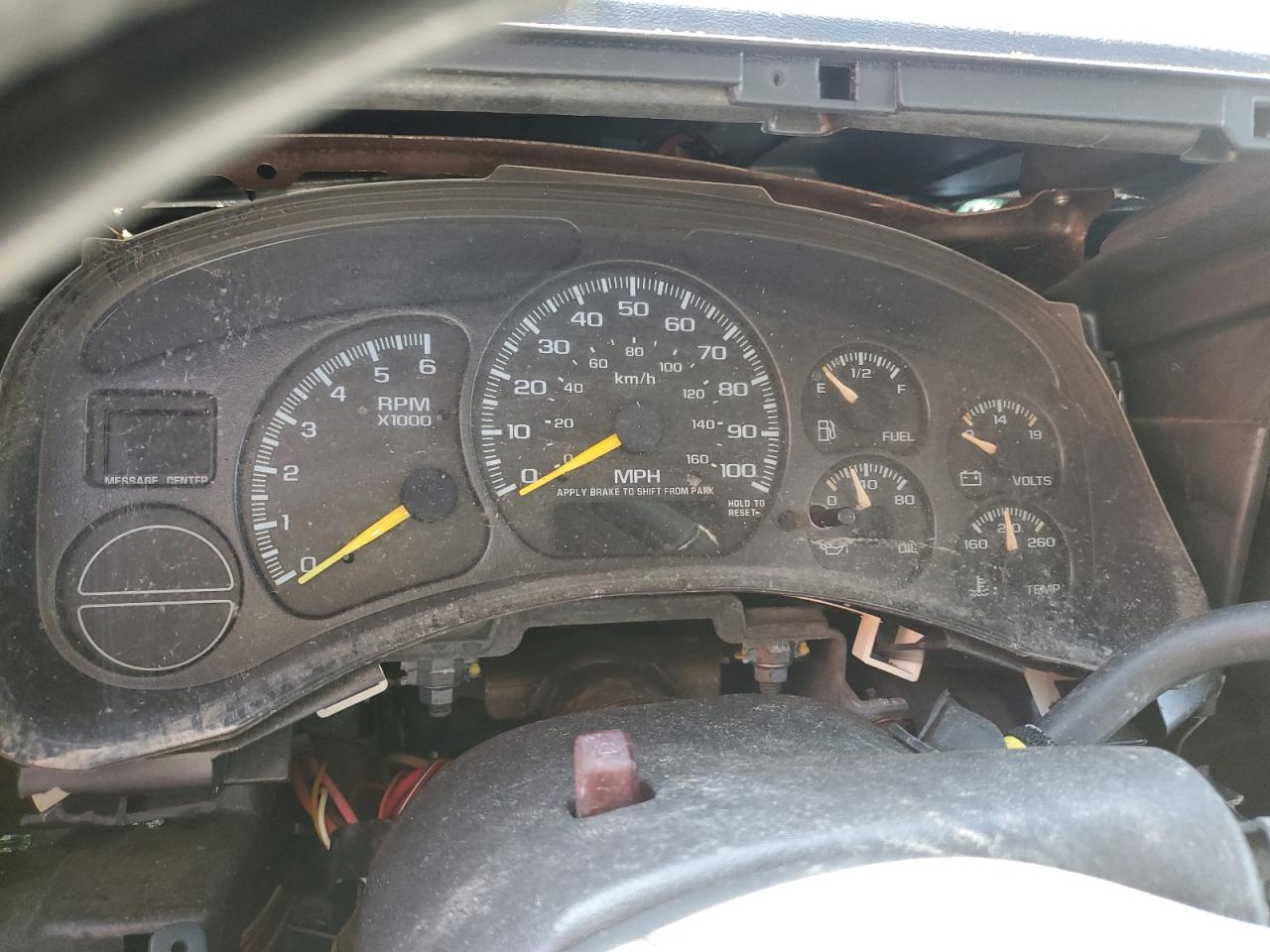 2000 Chevrolet Silverado C1500 VIN: 1GCEC19T4YZ183443 Lot: 46605465