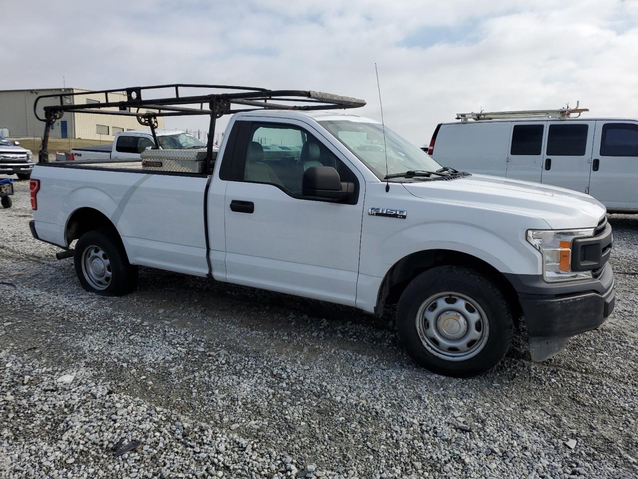 2018 Ford F-150 - Image 4
