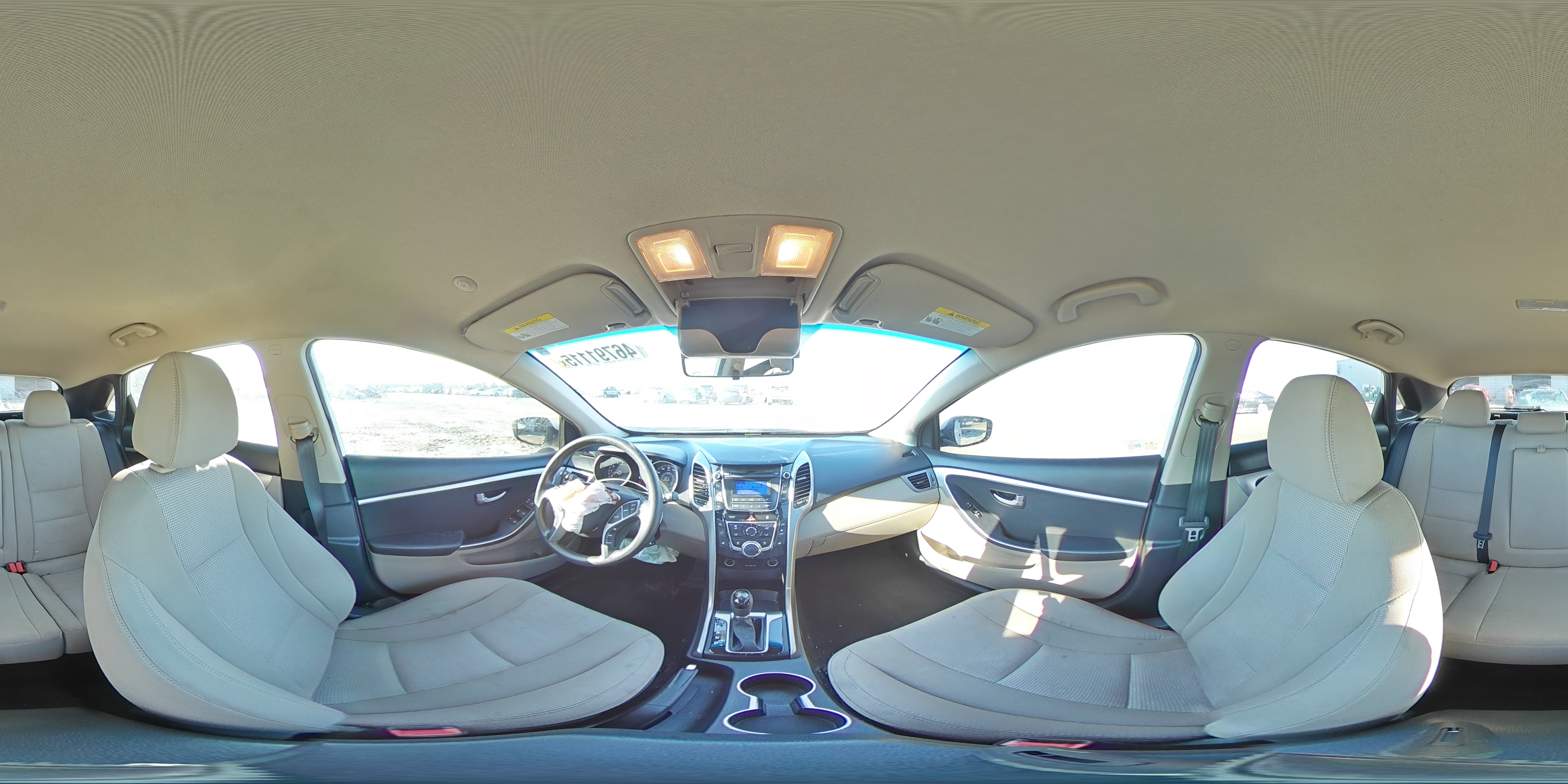 2014 Hyundai Elantra - Image 13
