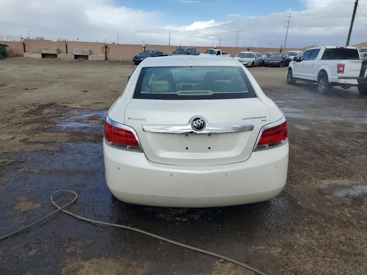 2010 Buick LaCrosse - Image 6