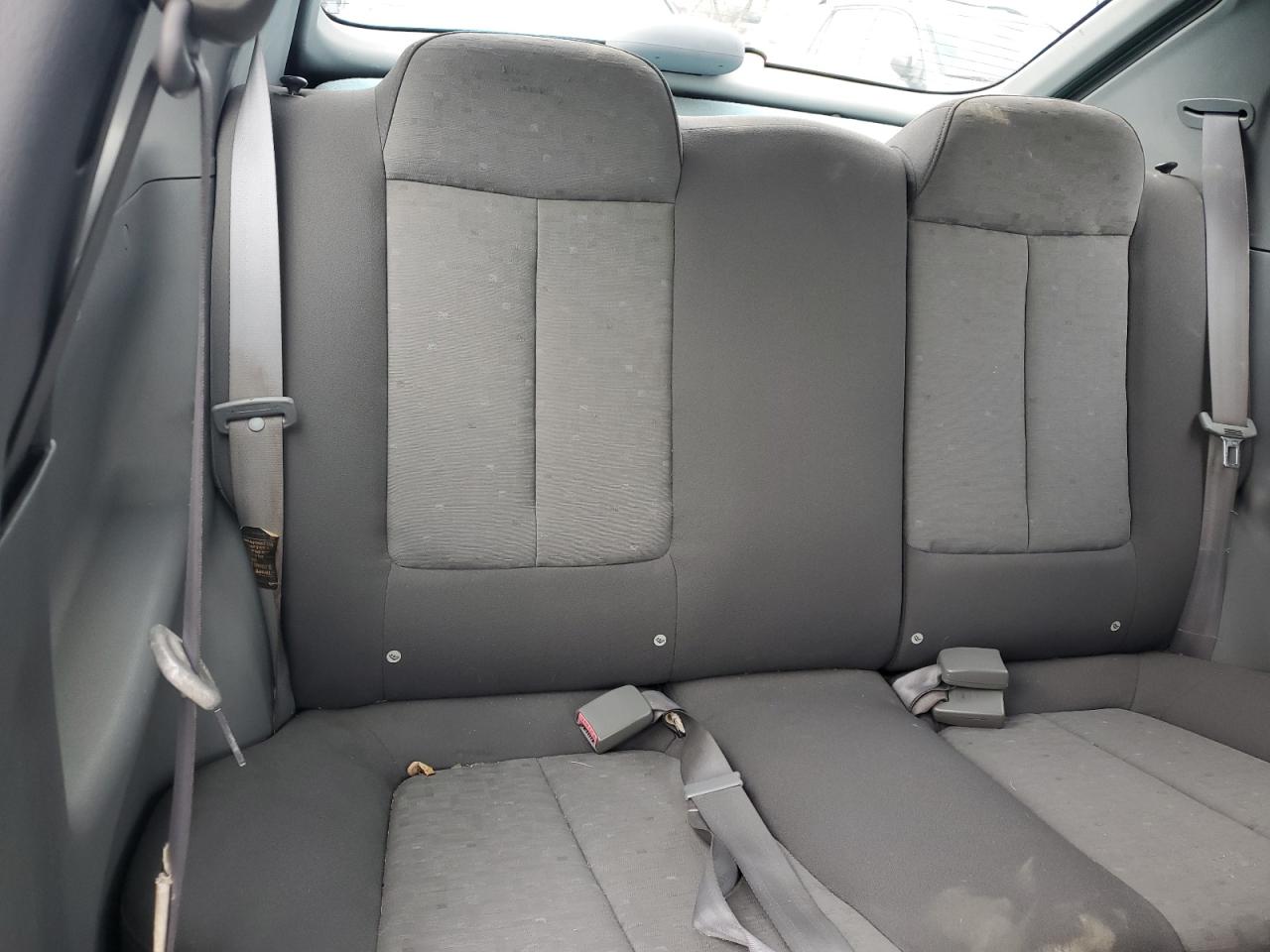 2003 Hyundai Accent - Image 11