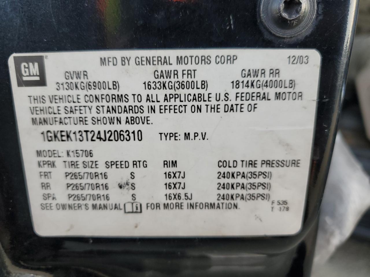 2004 GMC Yukon - Image 13