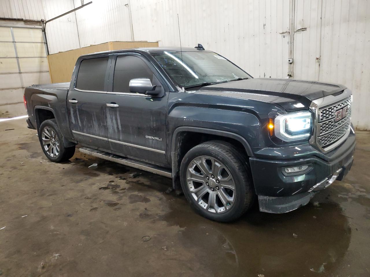 2018 GMC Sierra - Image 4