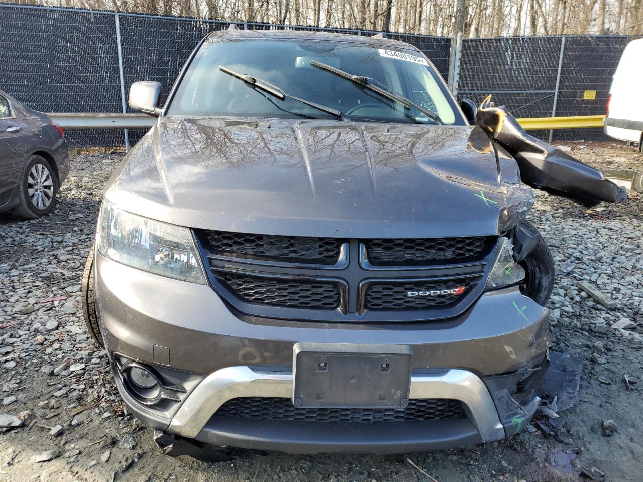 2017 Dodge Journey - Image 5