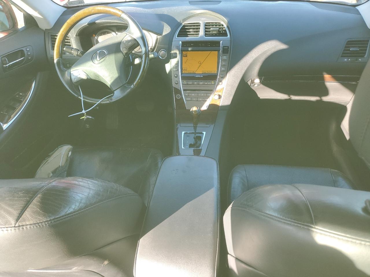 2010 Lexus ES - Image 8