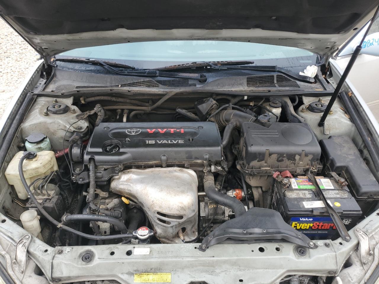 2005 Toyota Camry - Image 11