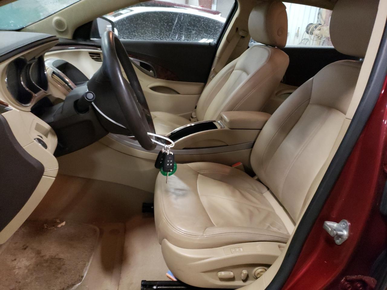 2010 Buick LaCrosse - Image 7