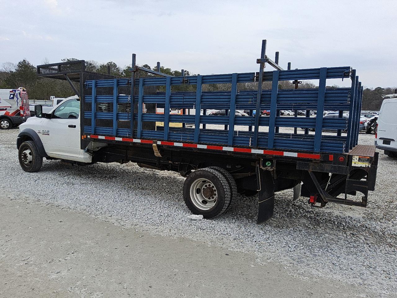 2014 RAM 5500 - Image 2