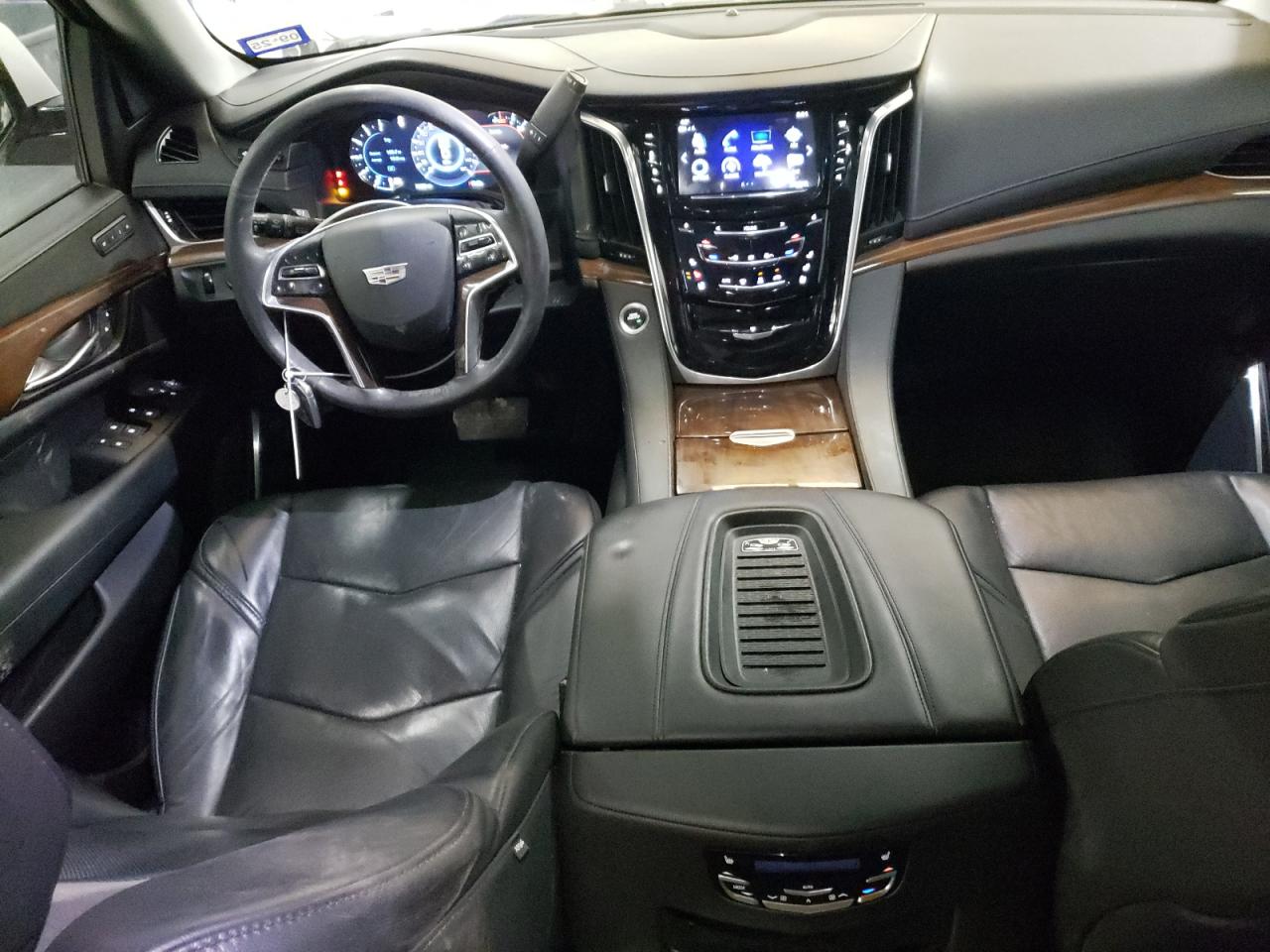2020 Cadillac Escalade - Image 8