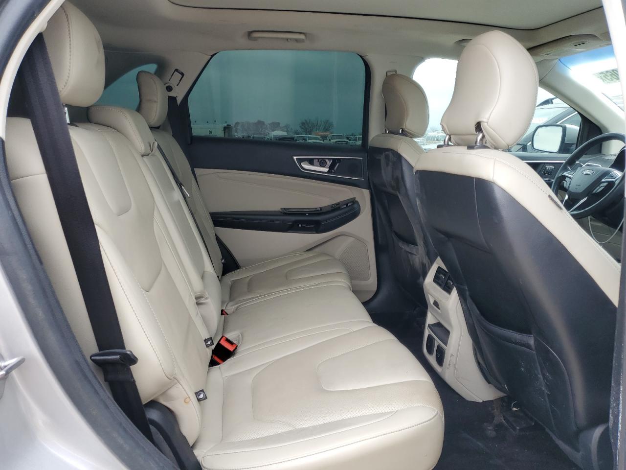 2017 Ford Edge - Image 11