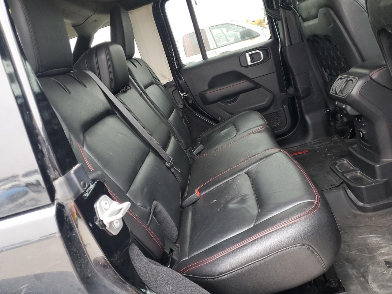 2021 Jeep Wrangler - Image 11