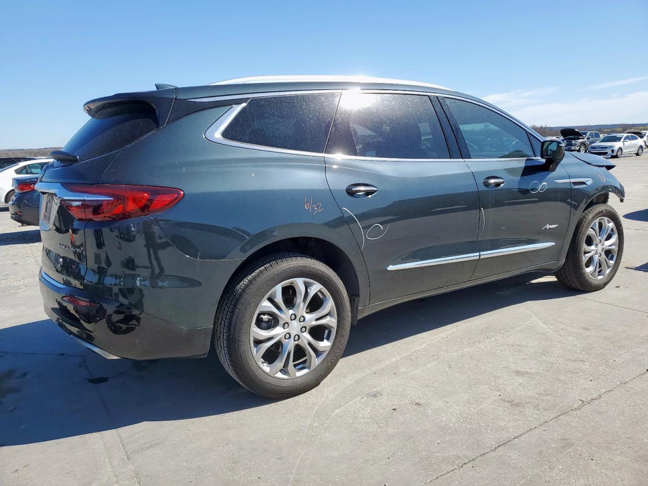 2018 Buick Enclave - Image 3