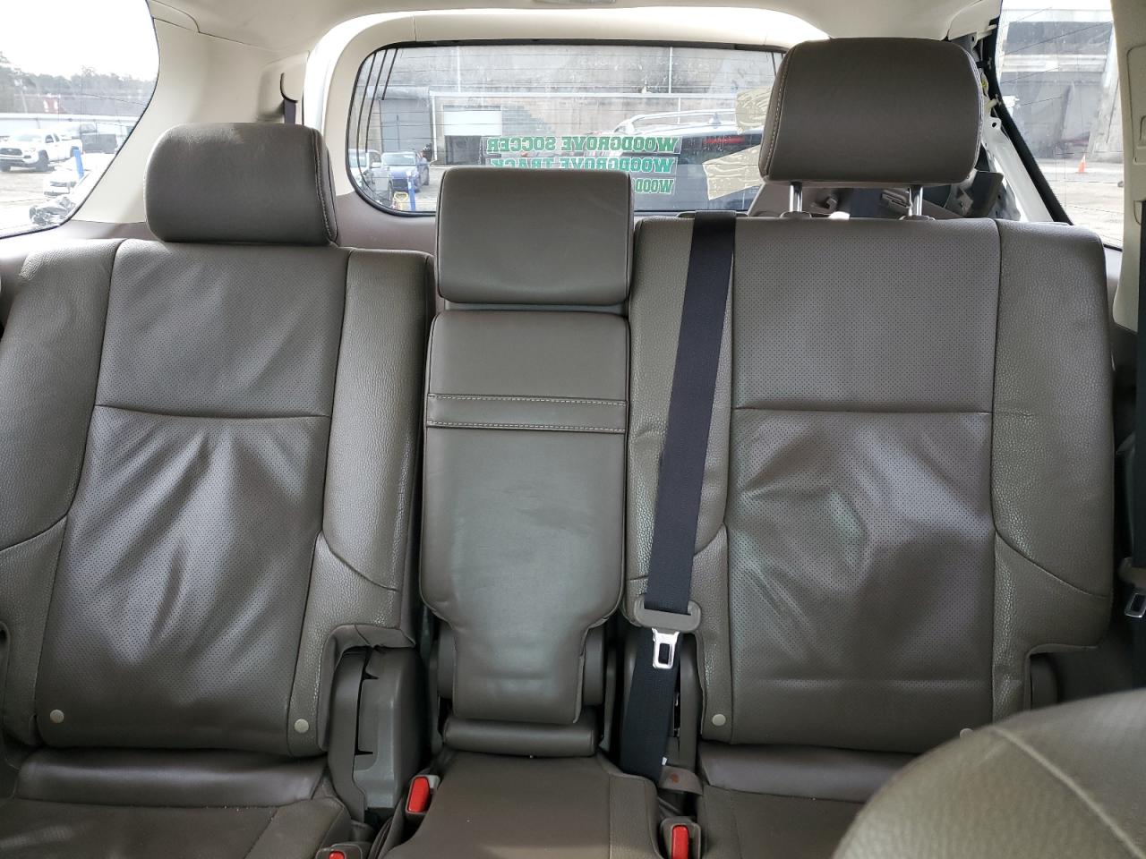 2015 Lexus GX - Image 10