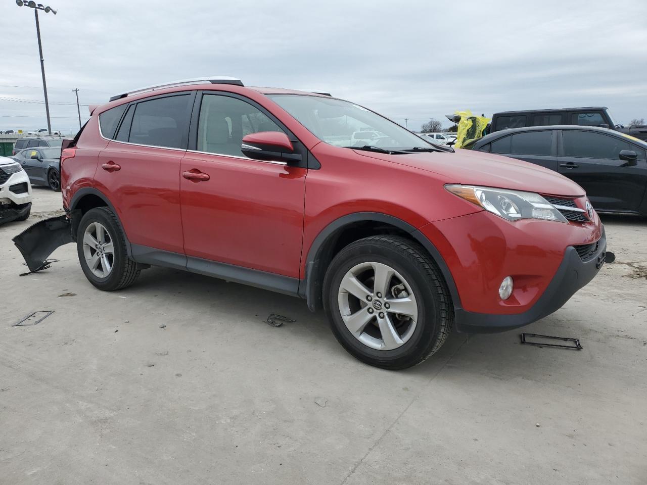 2015 Toyota RAV 4 - Image 4