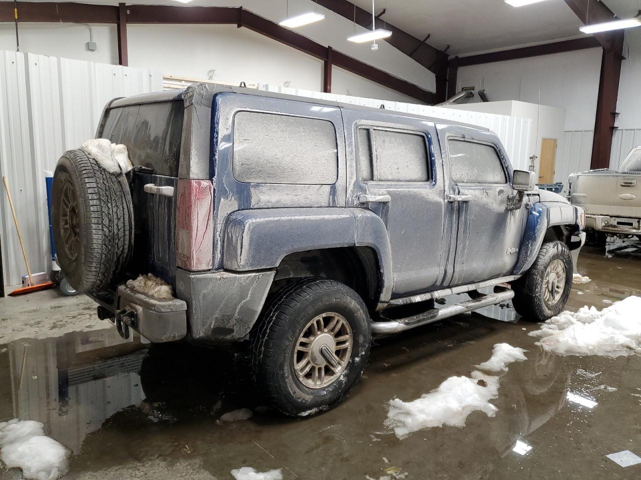 2006 Hummer H3 - Image 3