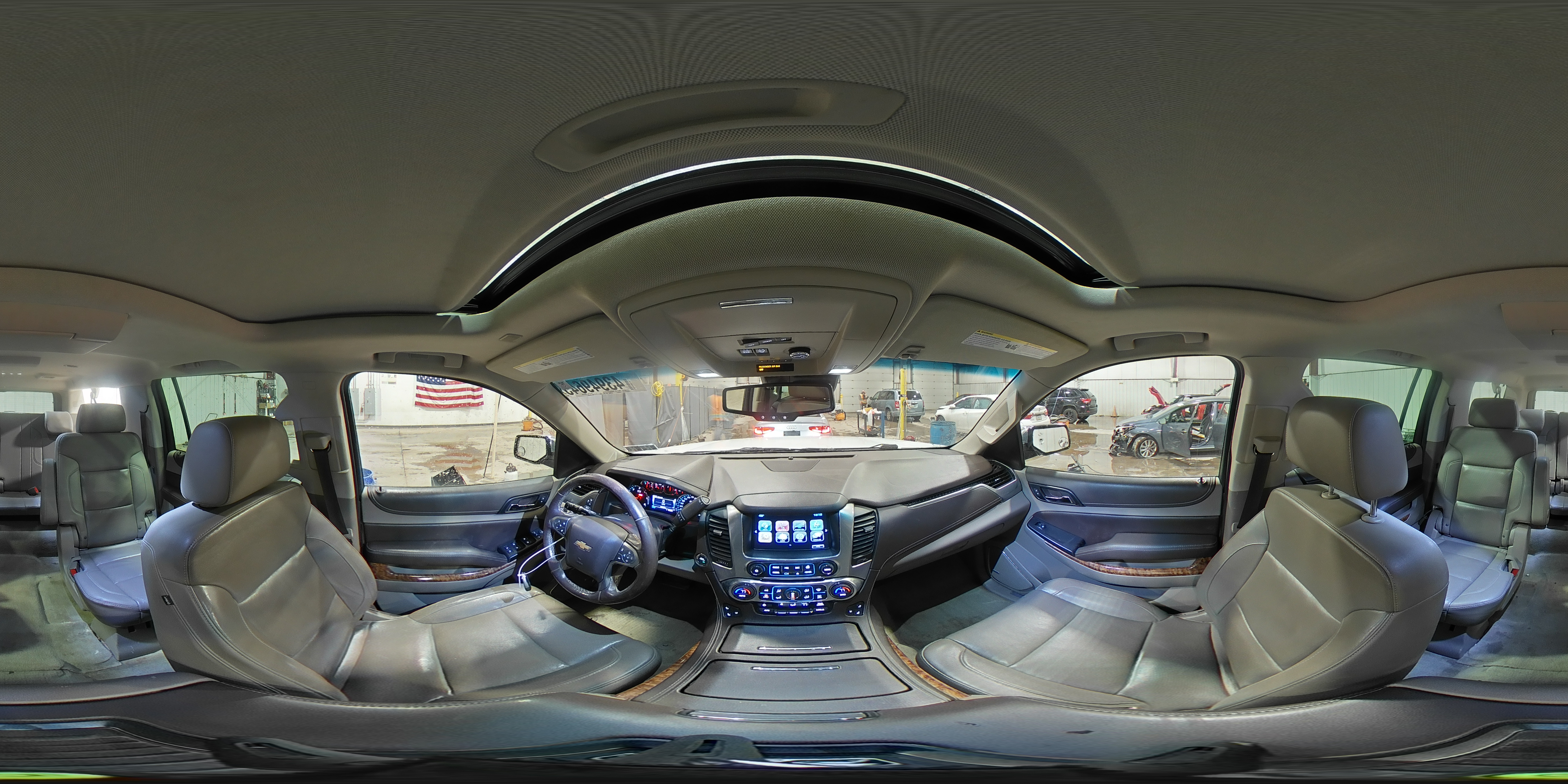 2017 Chevrolet Suburban - Image 16