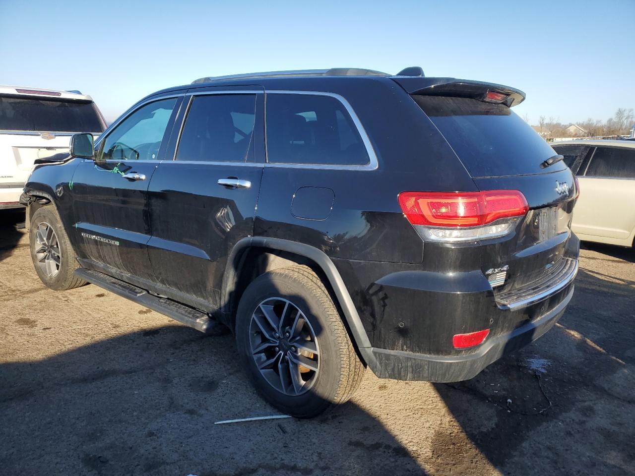 2019 Jeep Grand Cherokee - Image 2