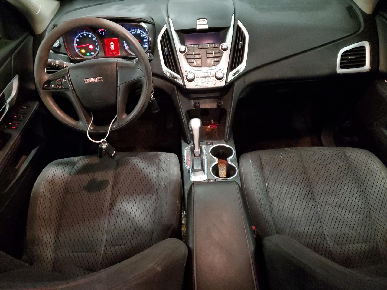 2010 GMC Terrain - Image 8
