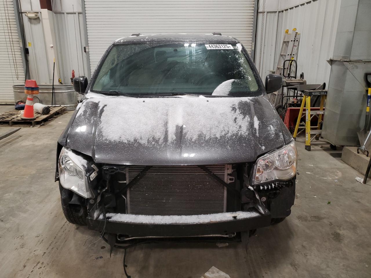 2015 Dodge Caravan - Image 5