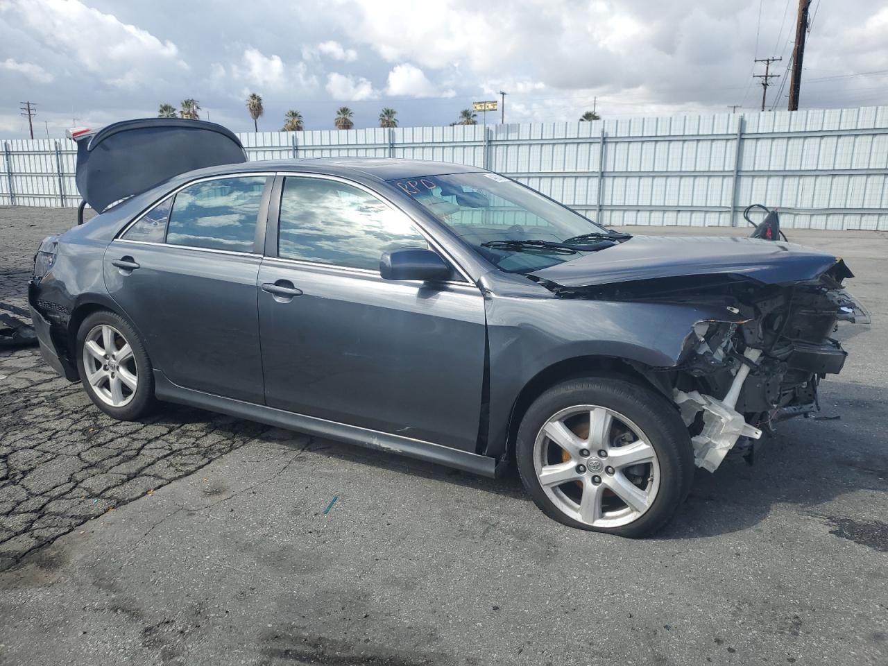 2009 Toyota Camry - Image 4