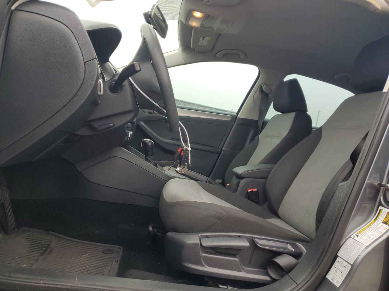 2017 Volkswagen Jetta - Image 7