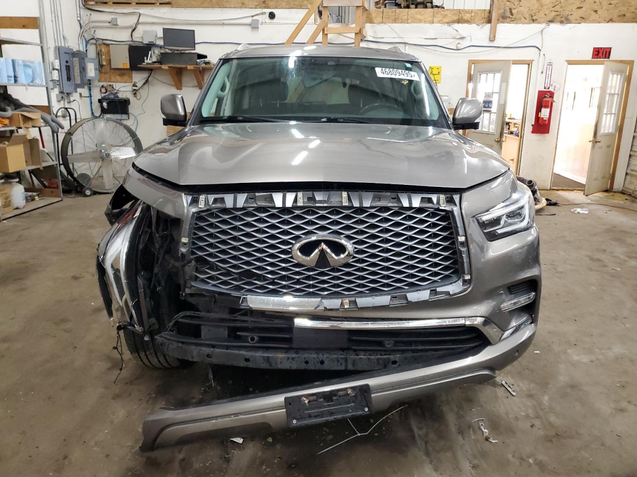 2019 Infiniti QX80 - Image 5