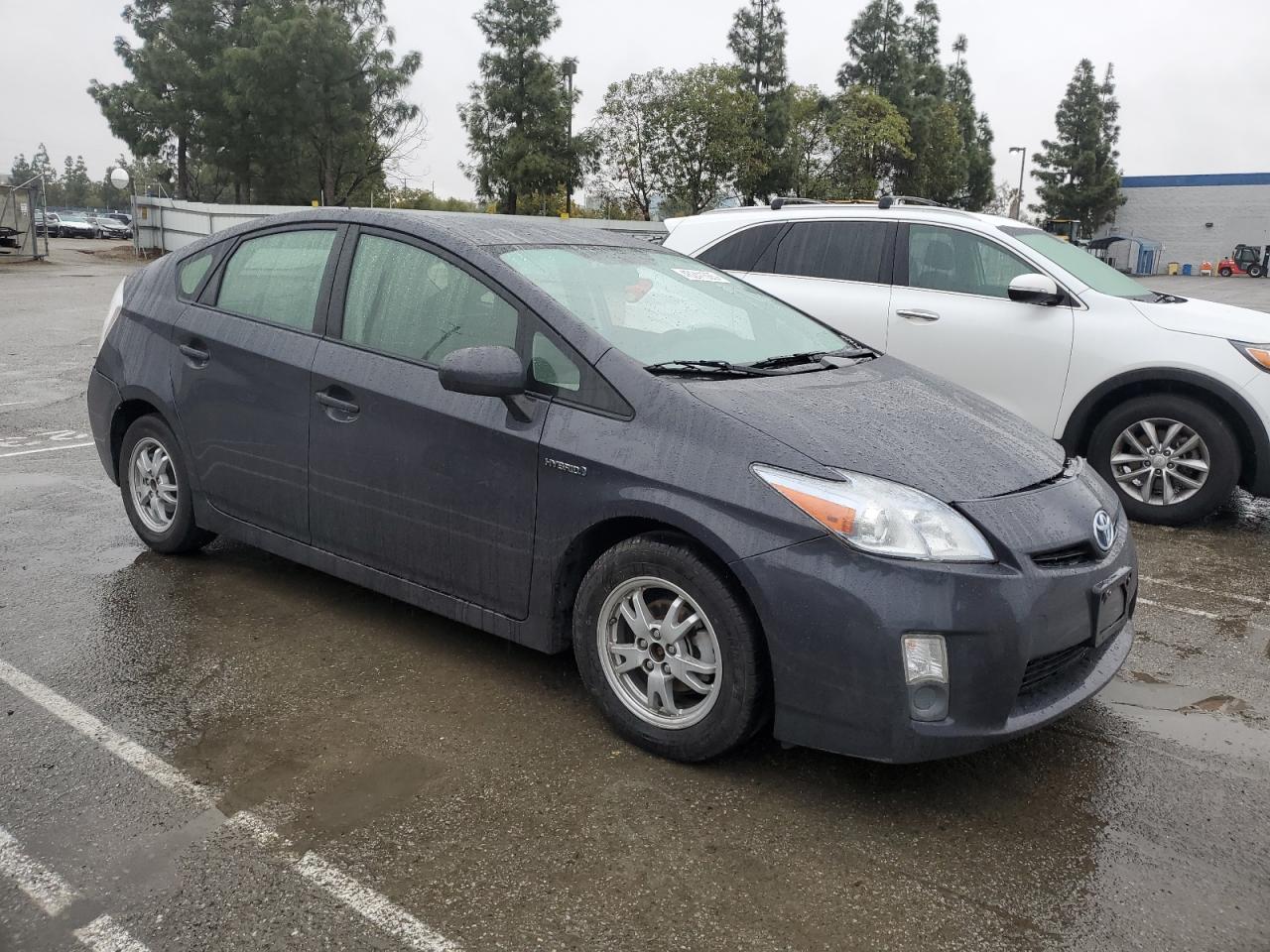 2011 Toyota Prius - Image 4