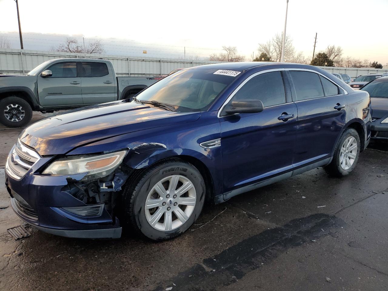 2011 Ford Taurus - Image 1